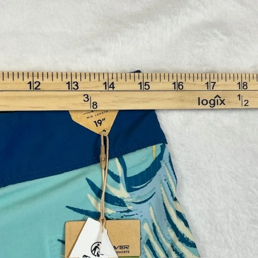 Quiksilver Highline Scallop 19‎ Mens Boardshorts Teal Palm Leaf Size 29 NWT